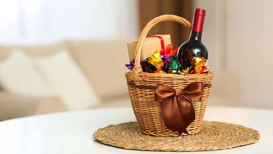 Gift and Baskets Delivery Toronto - Dial A Bottle