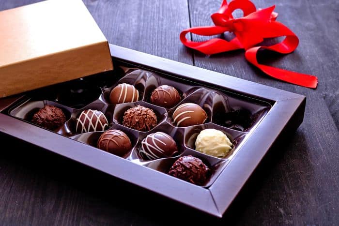 chocolate candy chocolate bars sugar honey cookies delivery Toronto